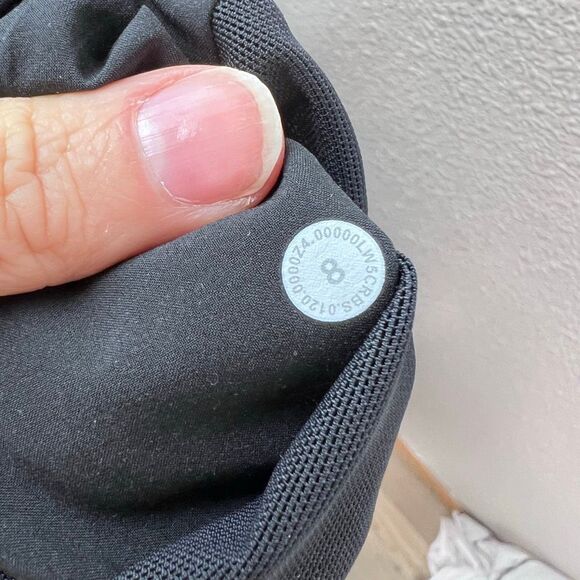 Lululemon On The Fly Joggers Black Size 8 • High Rise Stretch Travel Athleisure - Picture 6 of 6